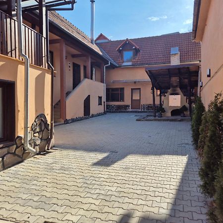 Pensiunea Carul Mare Răşinari Exterior foto